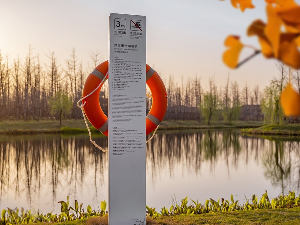 不銹鋼廣告牌進(jìn)行安全檢測(cè)要求——【巨匠標(biāo)識(shí)，標(biāo)識(shí)制作廠家】